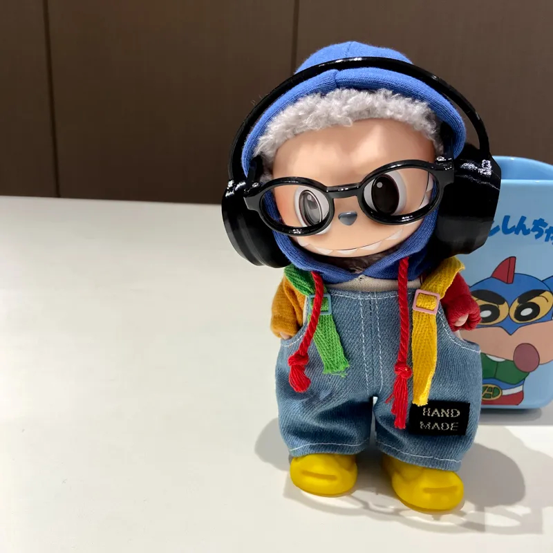 LABUBU  Denim overalls + colorblock hoodie - 图片 3